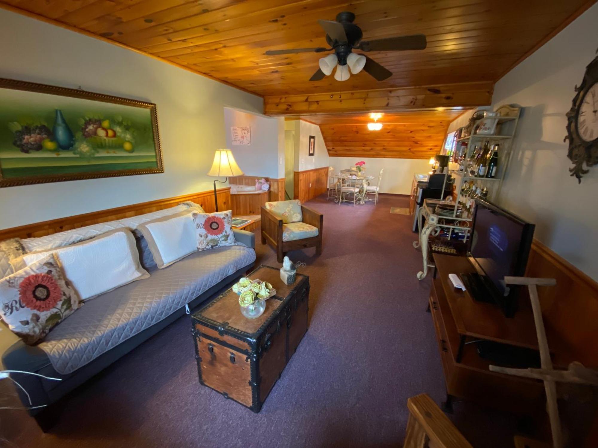 Savannah House Wine Country Inn & Cottages Himrod エクステリア 写真