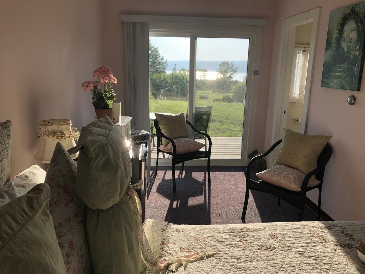 Savannah House Wine Country Inn & Cottages Himrod エクステリア 写真
