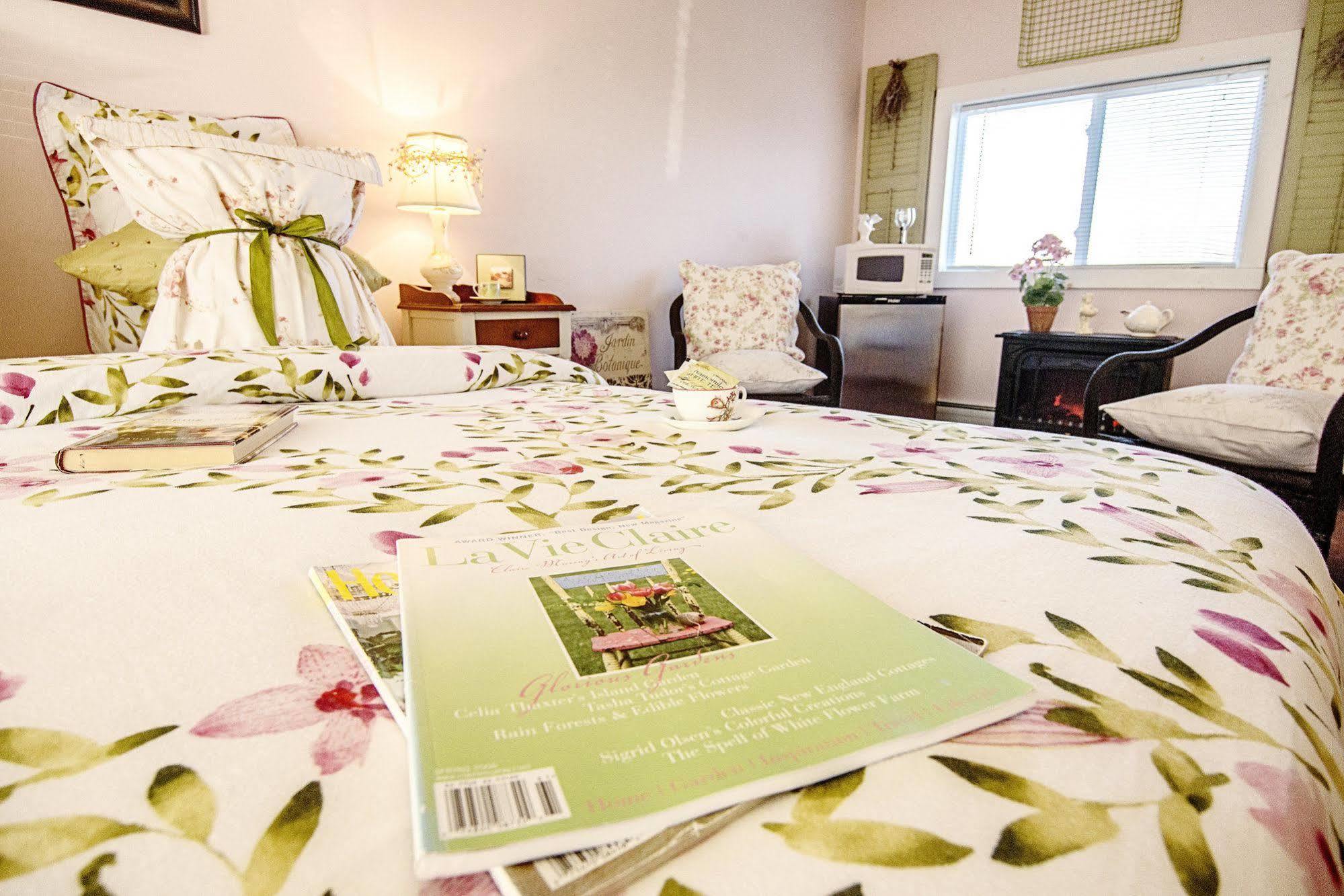 Savannah House Wine Country Inn & Cottages Himrod エクステリア 写真